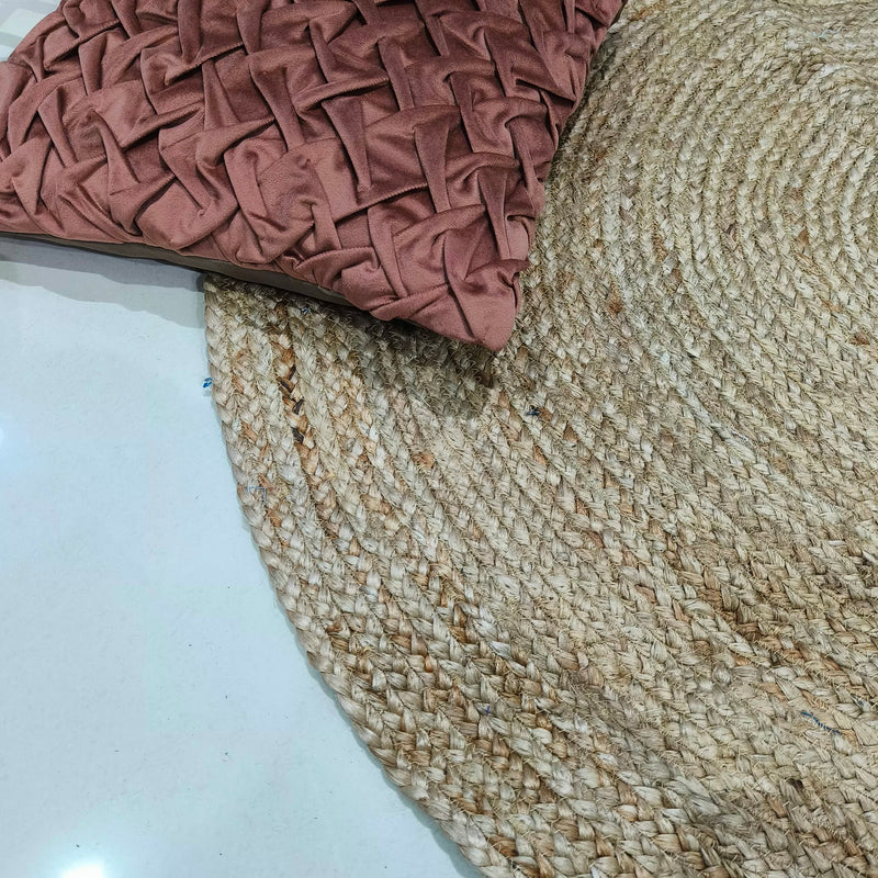 Handmade Braided Jute Rug in Round with Small Circle Pattern