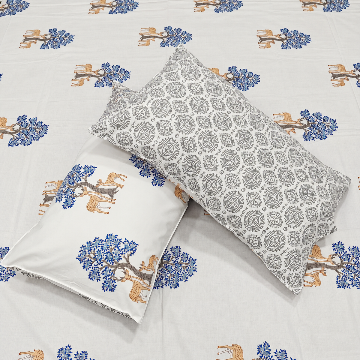 Percale Premium Ivory & Blue Deer & Tree Hand Block Printed Super King-Size Cotton Bedsheet (300TC)