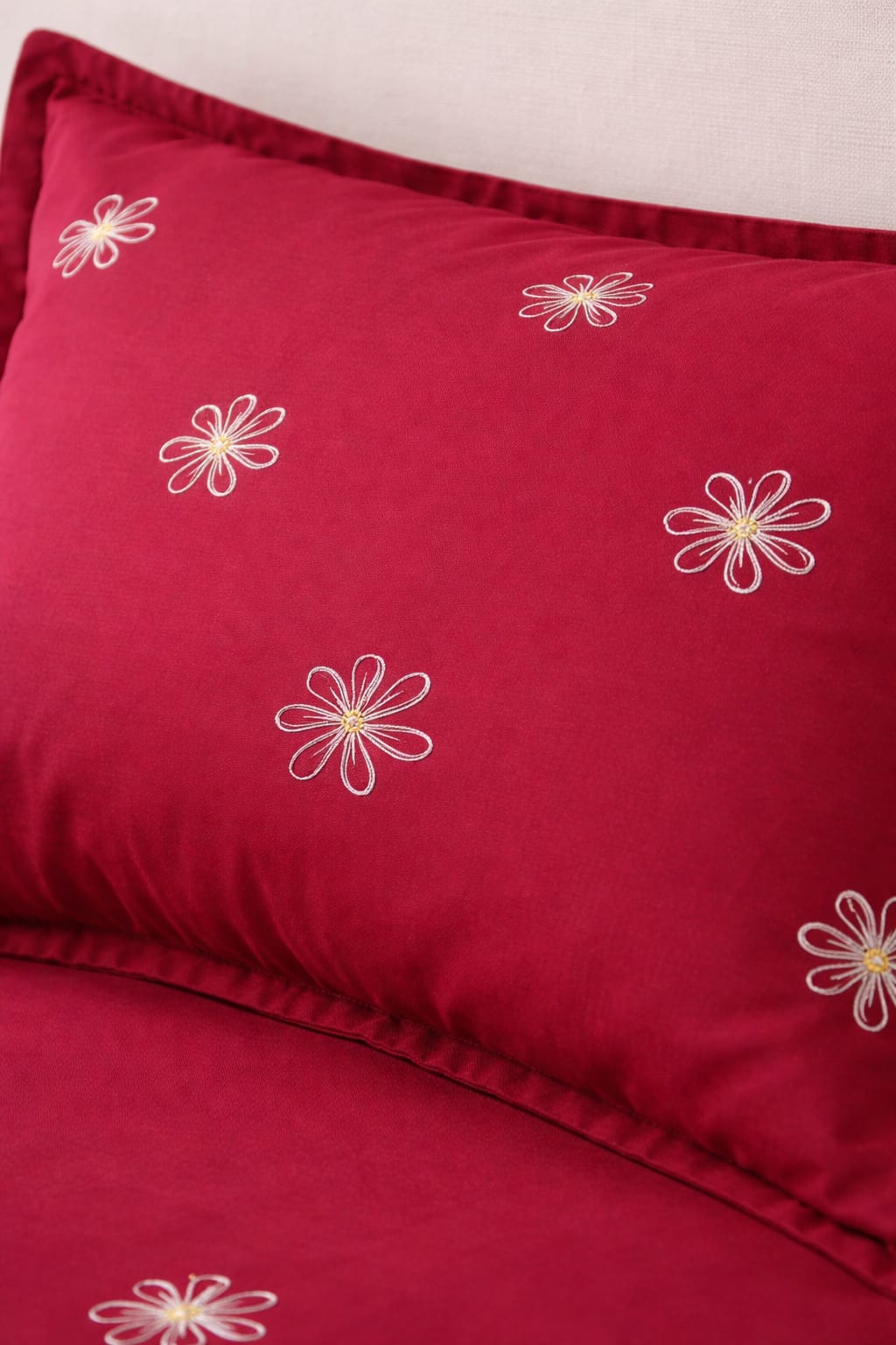 Floral Bloom Embroidered King Size Pure Cotton Bedsheet Set