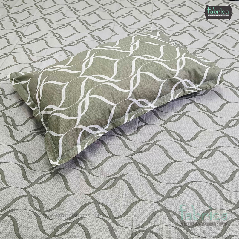 Petals Perra King Size Pure Cotton  Printed Bedsheet Set