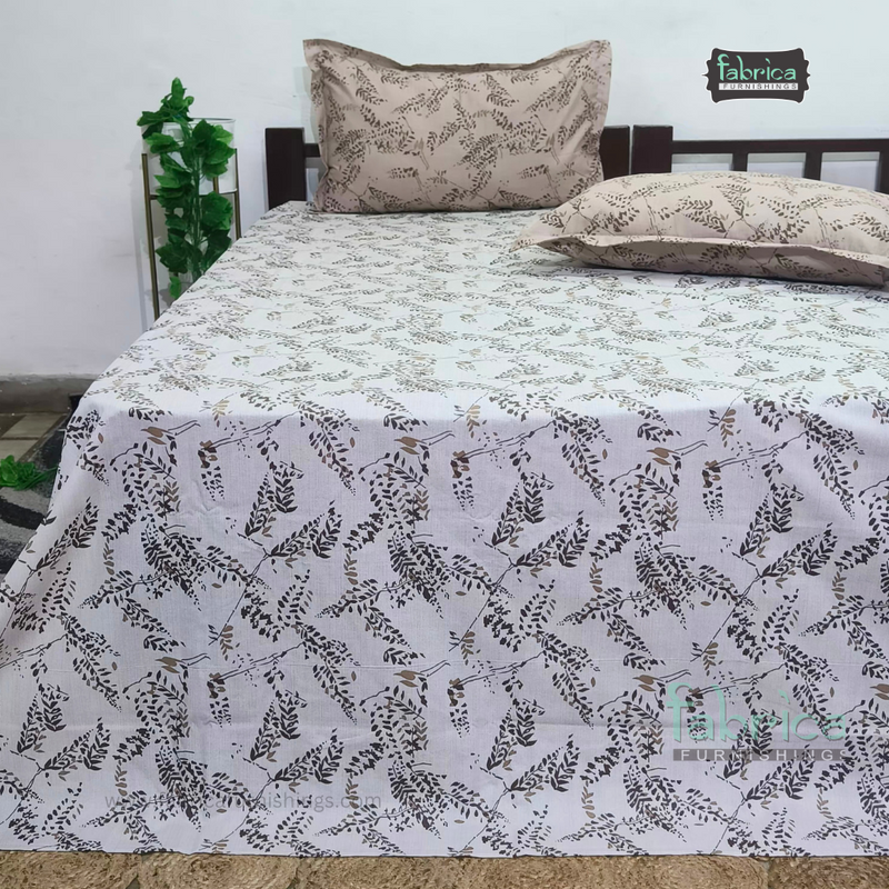 Petals Perra King Size Pure Cotton  Printed Bedsheet Set