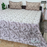 Petals Perra King Size Pure Cotton  Printed Bedsheet Set