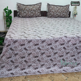 Petals Perra King Size Pure Cotton  Printed Bedsheet Set