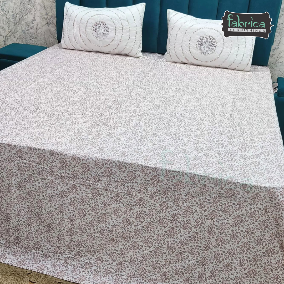 Fabrica Signature Pure Cotton King Size Printed Bedsheet with Quilted pillow covers