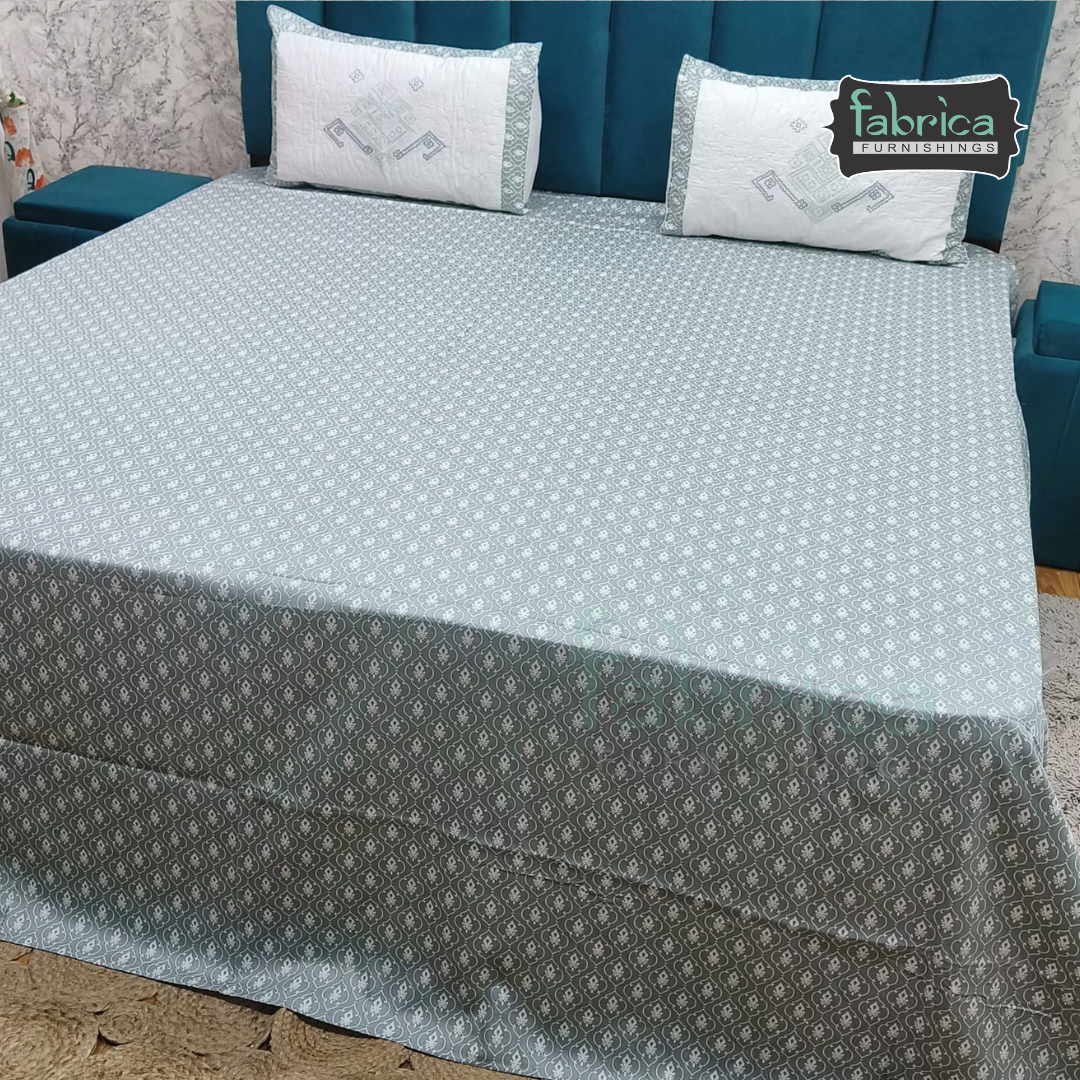 Fabrica Signature Pure Cotton King Size Printed Bedsheet with Quilted pillow covers