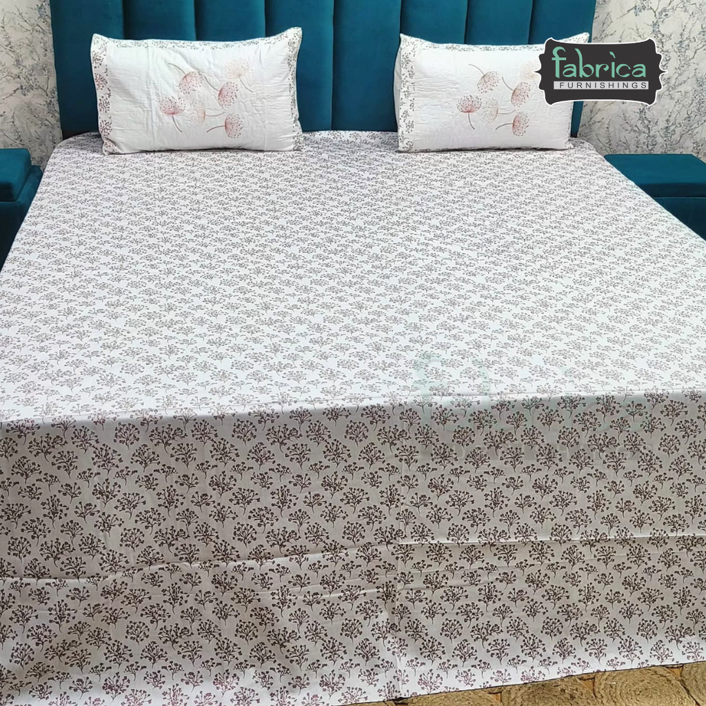 Fabrica Signature Pure Cotton King Size Printed Bedsheet with Quilted pillow covers