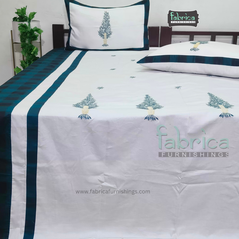 CHRISTMAS KING SIZE EMBROIDERED BEDSHEET SET