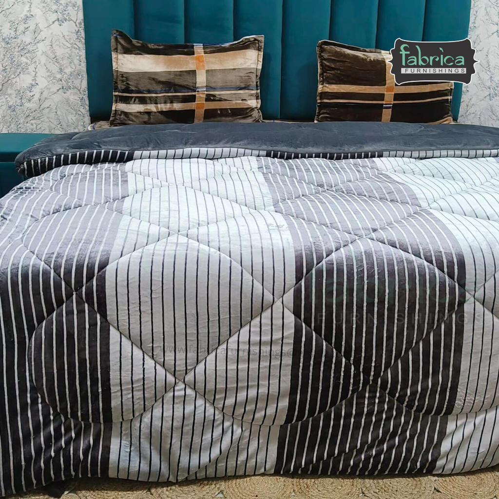 Softora Stripe Printed King Size Reversible Winter Quilts