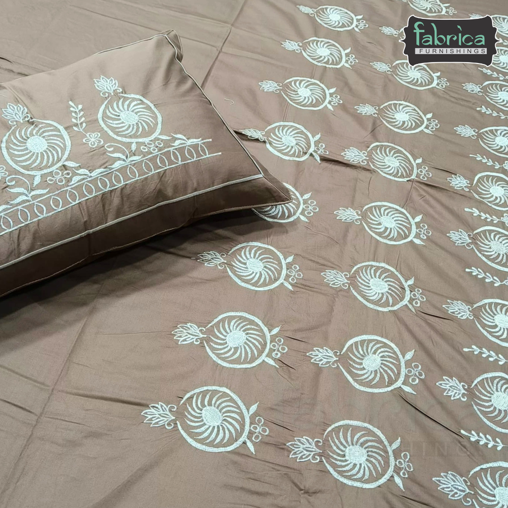Shahi karigari Pure Cotton Designer Kingsize Embroidered Bedsheet