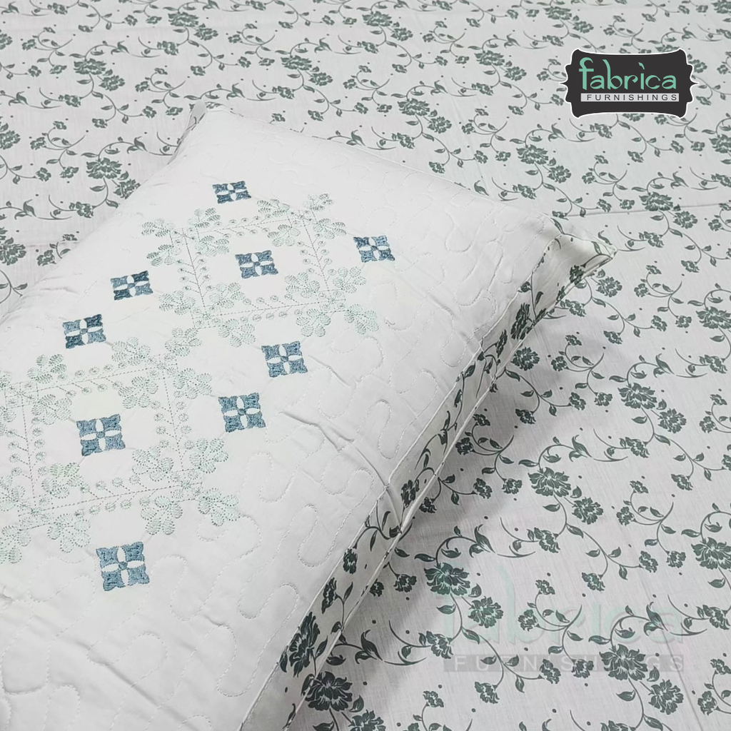 Fabrica Signature Pure Cotton King Size Printed Bedsheet with Quilted pillow covers