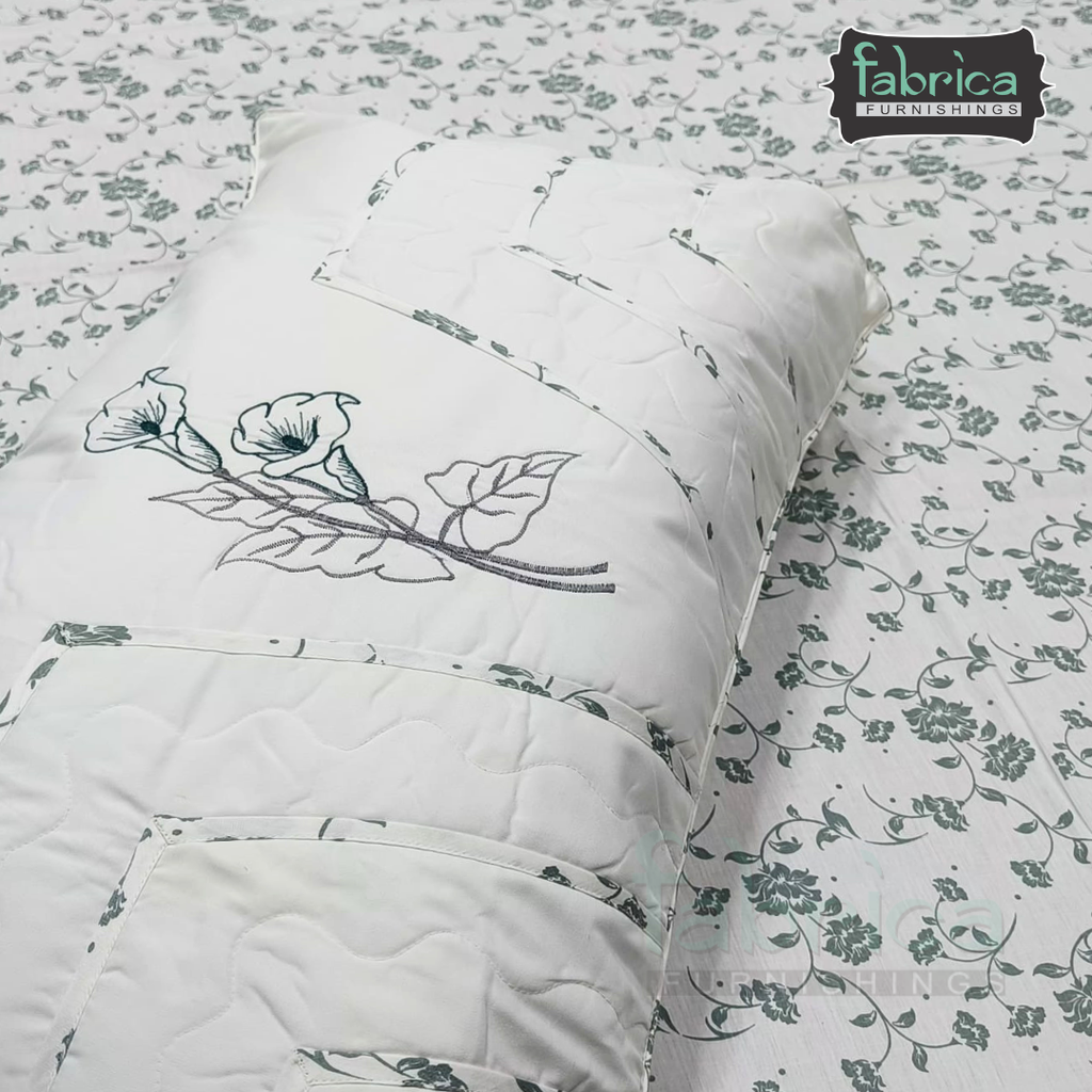 Fabrica Signature Pure Cotton King Size Printed Bedsheet with Quilted pillow covers