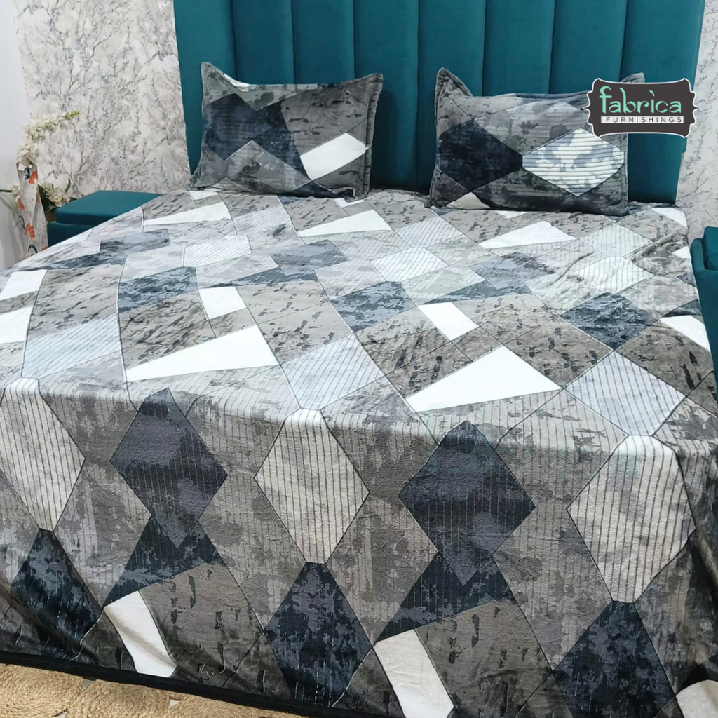 Iris Printed Premium Super King Size Woolen Bedsheet Set