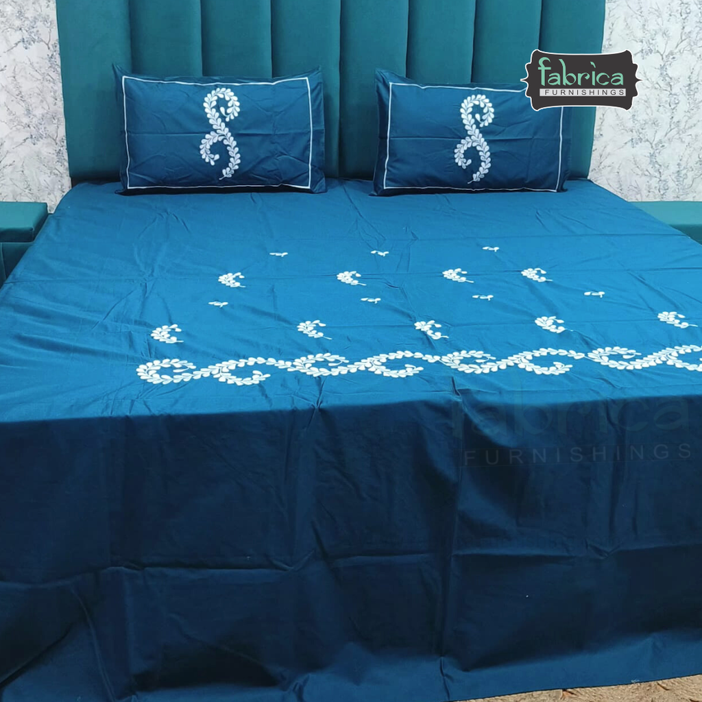 Ivory bloom Designer Pure Cotton Kingsize Embroidered Bedsheet