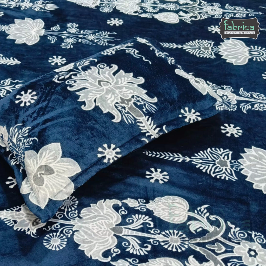 Cloudy Printed Premium  King Size Winter Bedsheet Set