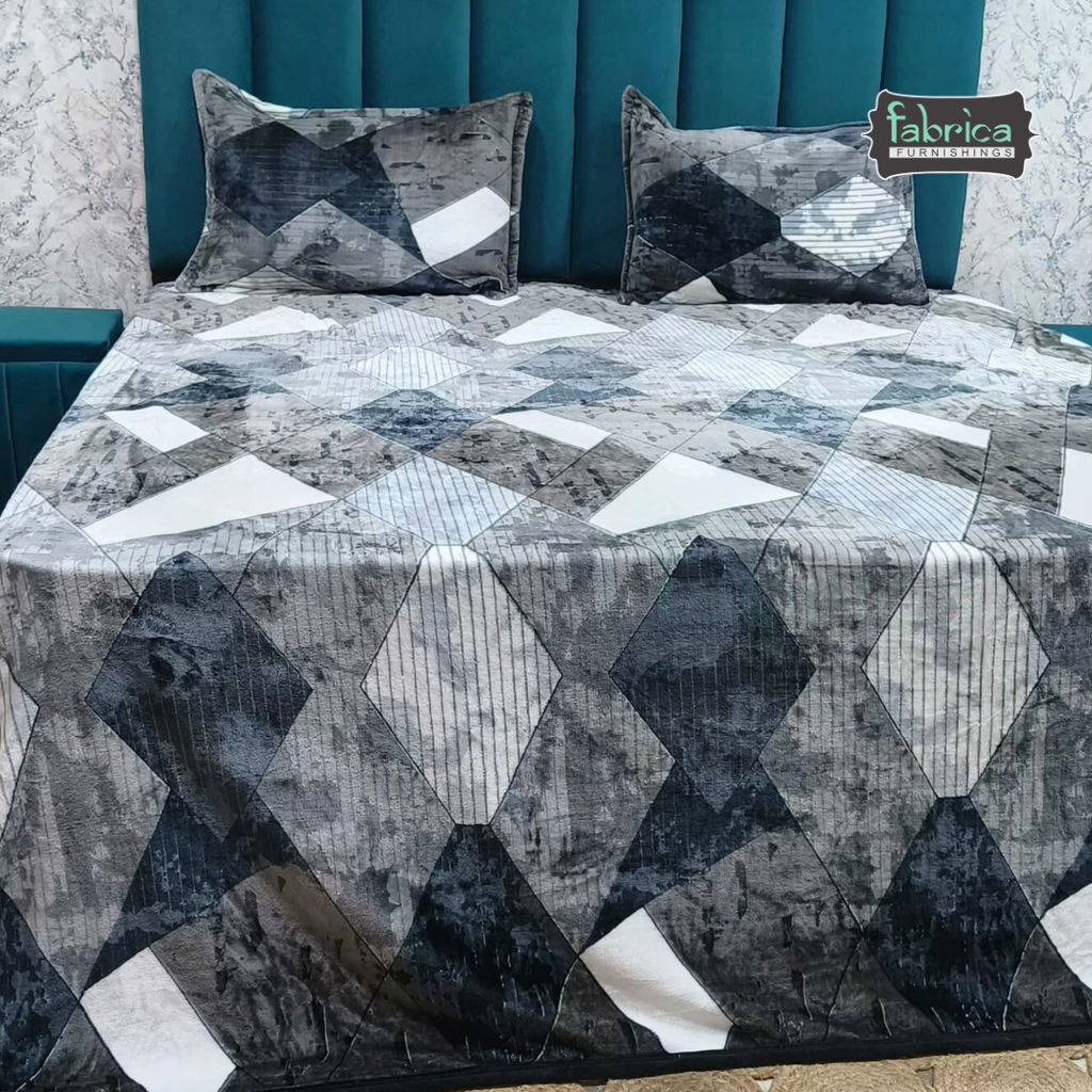 Iris Printed Premium Super King Size Woolen Bedsheet Set