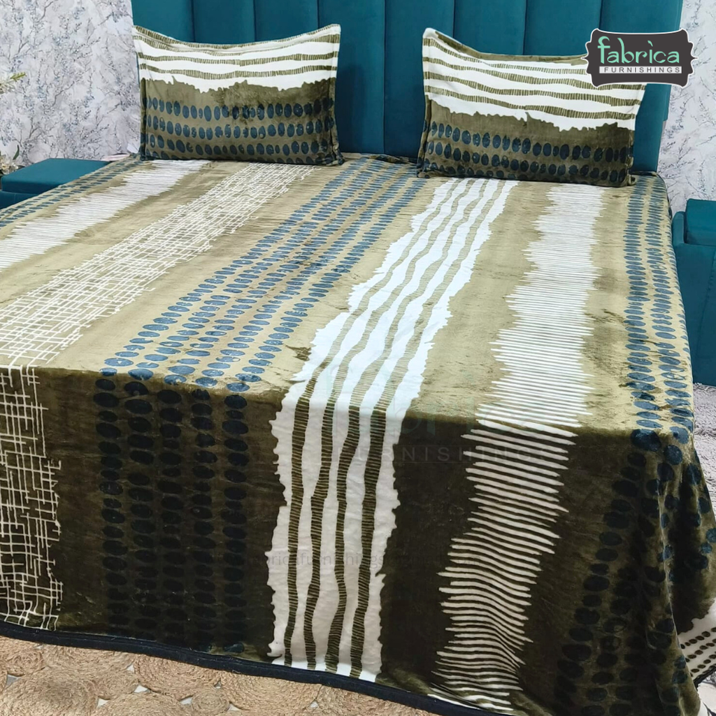 Iris Printed Premium Super King Size Woolen Bedsheet Set