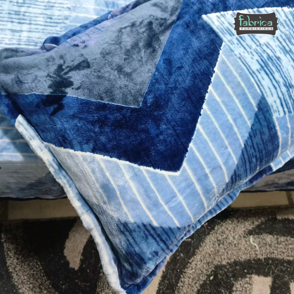 Iris Printed Premium Super King Size Woolen Bedsheet Set