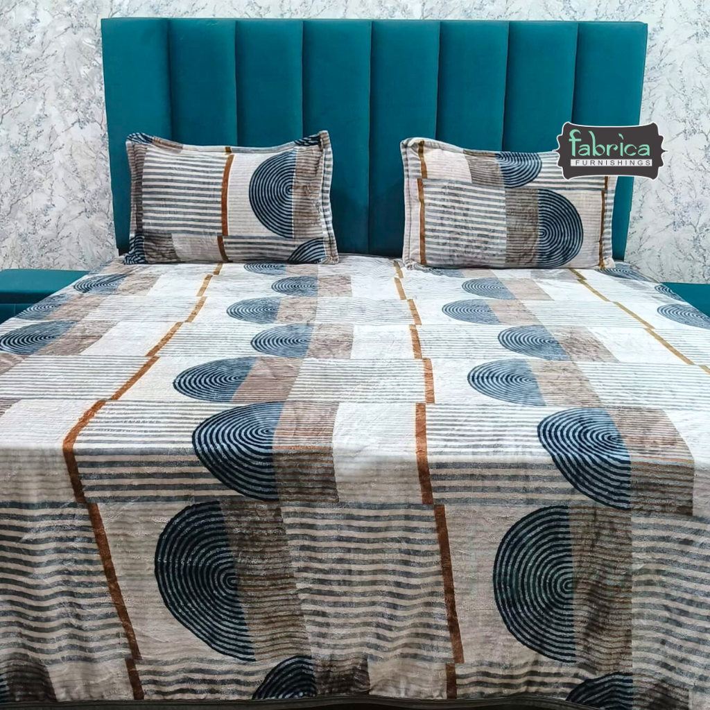 Iris Printed Premium Super King Size Woolen Bedsheet Set