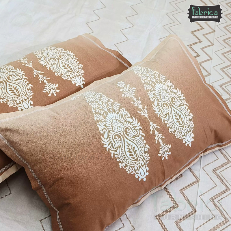 Urban Dots Pure Cotton King Size Printed Bedsheet