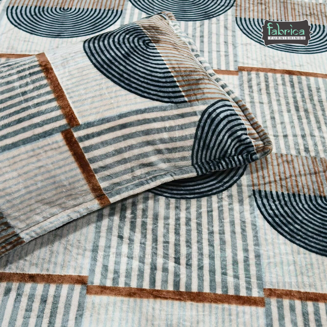 Iris Printed Premium Super King Size Woolen Bedsheet Set