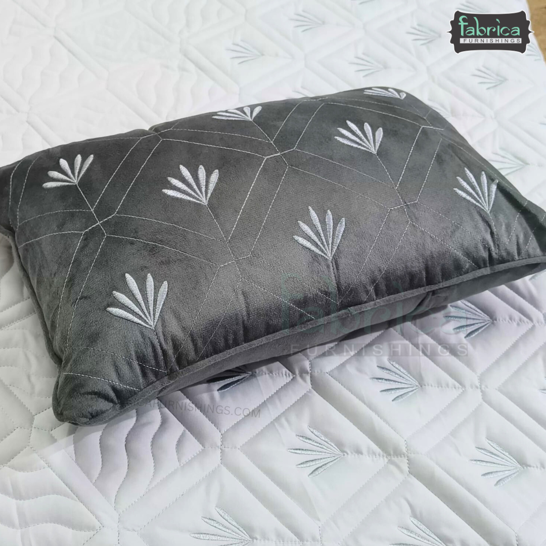 Monarch Quilted Embroidered 5 Piece Bedding Set