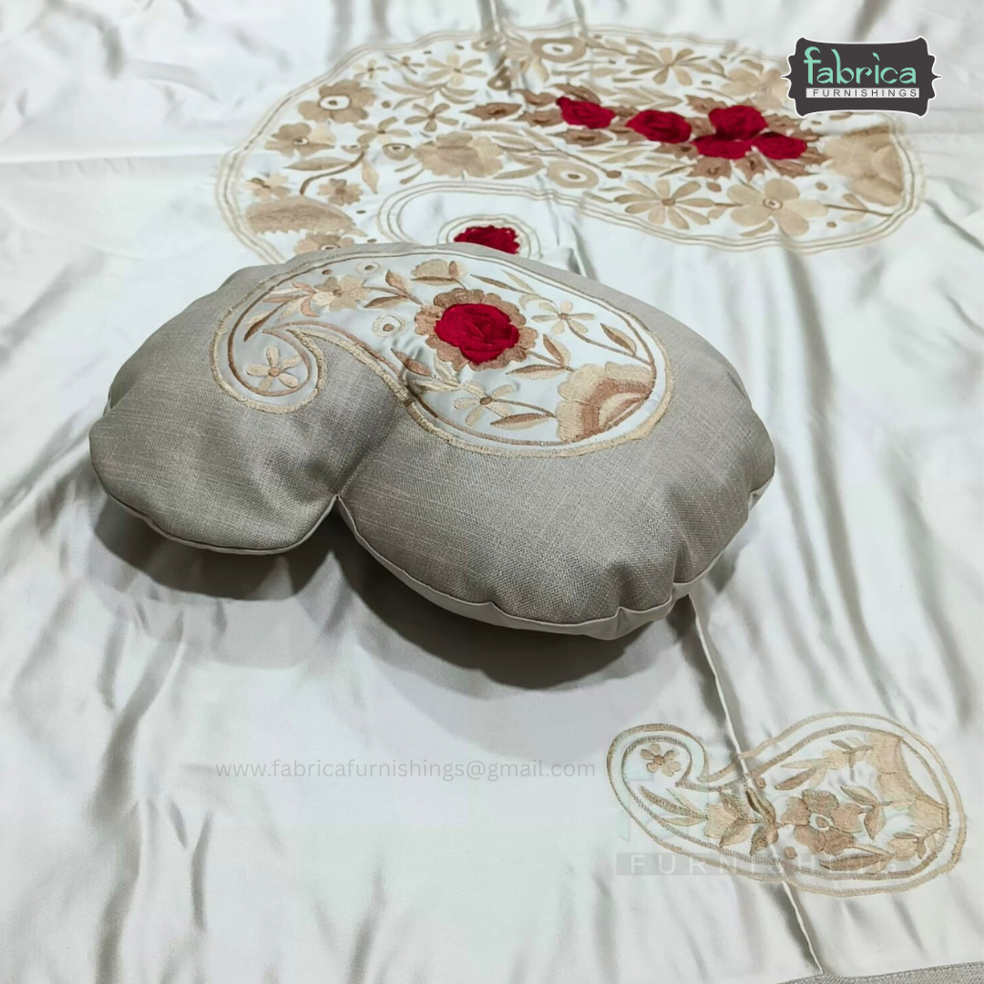 Jacquard Silk Applique Work King Size Embroidered 5 Pcs Set