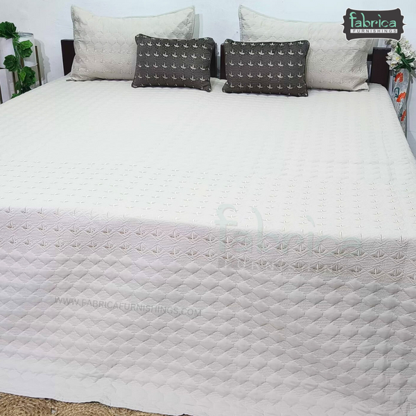 Monarch Quilted Embroidered 5 Piece Bedding Set
