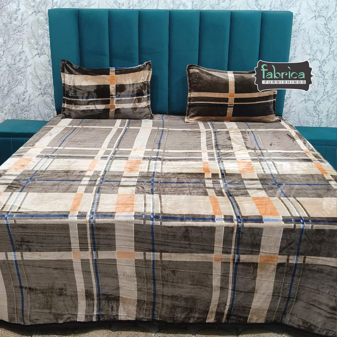 Iris Printed Premium Super King Size Woolen Bedsheet Set