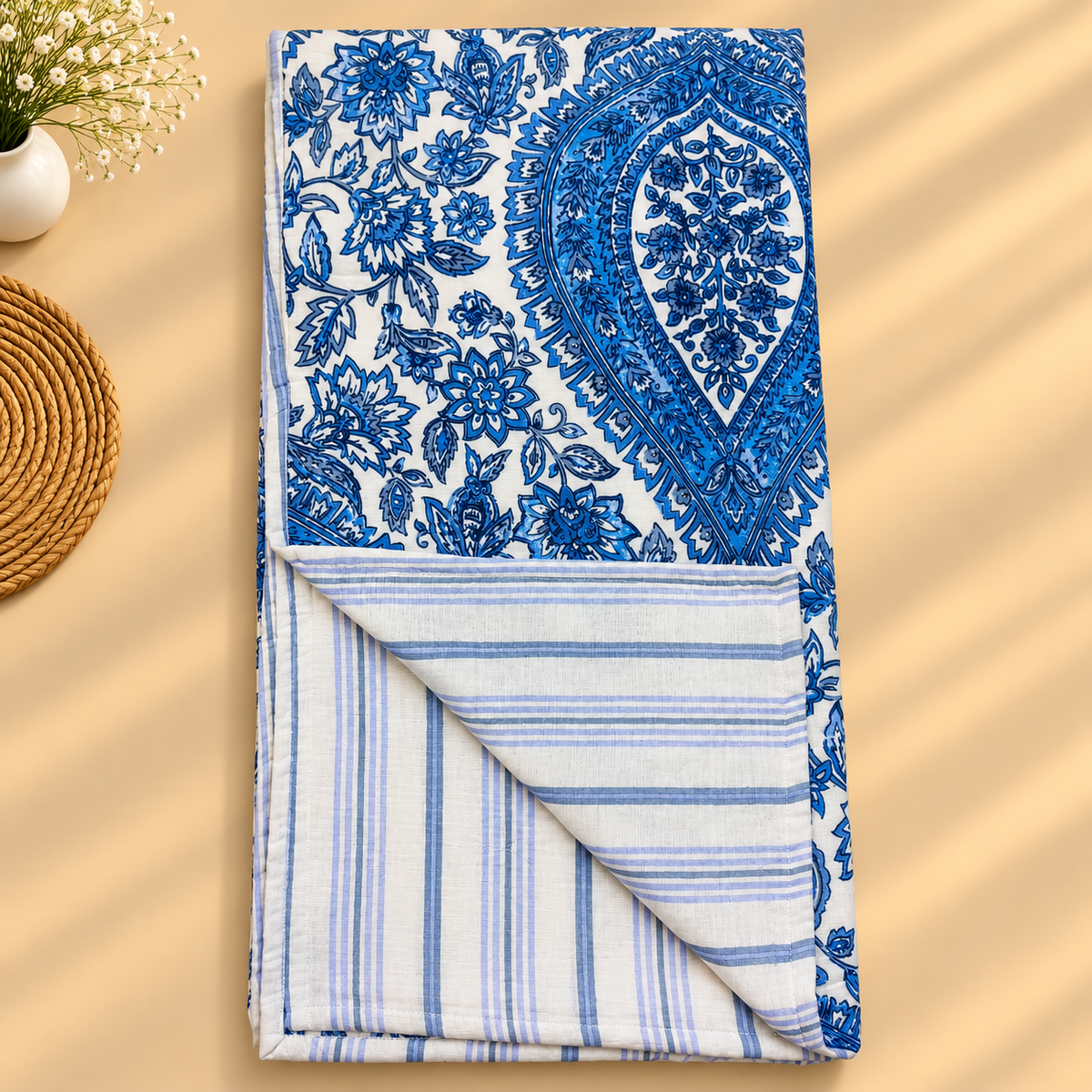 Blue Mahal Royal Blue & White Floral Paisley Printed Single Bed Dohar Set