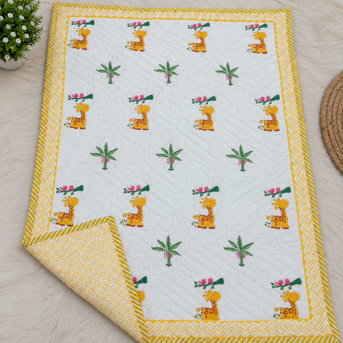 Little Dreamers Giraffe Garden Printed Pure Mul Cotton Reversible Baby Quilt
