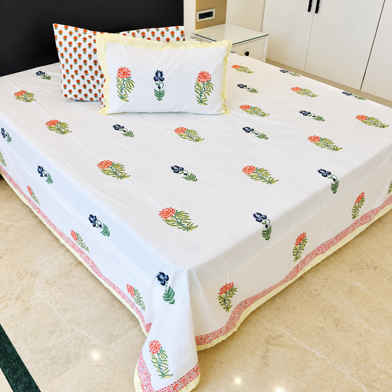Percale Premium Floral Hand Block Printed Super King-Size Cotton Bedsheet (400TC)