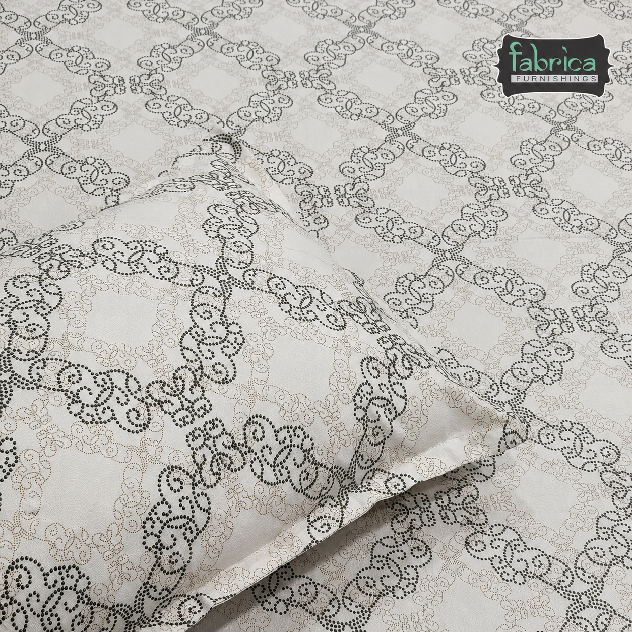 Petal Paradise Queen Size Pure Cotton Printed Bedsheet