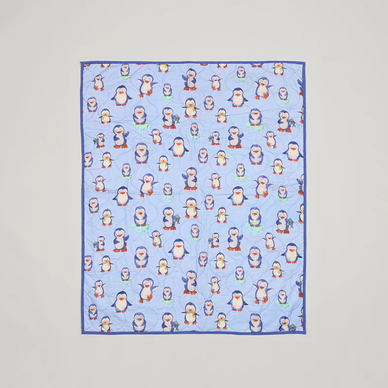 Kidee penguin Printed Mul Cotton Reversible Baby Quilt