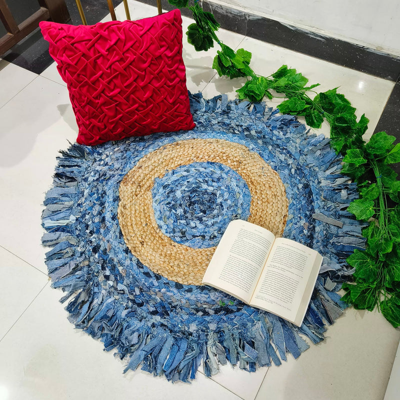 Handmade Braided Jute & Denim Rug in Round with Small Circle Pattern