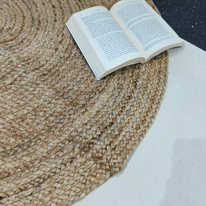 Handmade Braided Jute Rug in Round with Small Circle Pattern