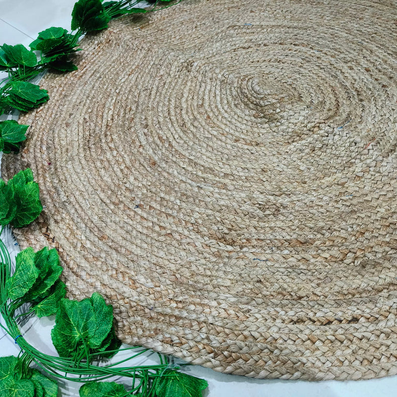 Handmade Braided Jute Rug in Round with Small Circle Pattern