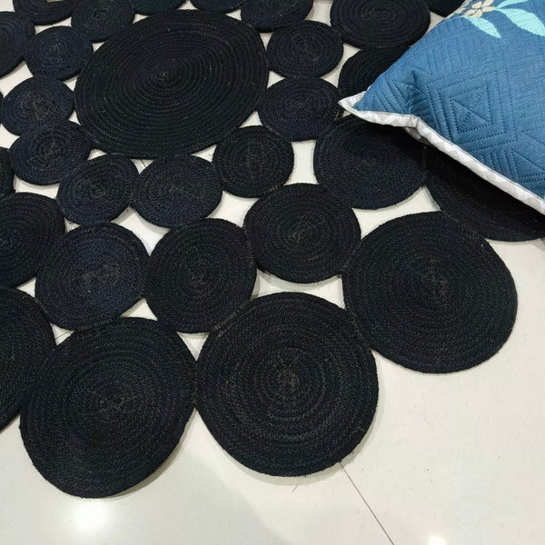 Braided Cotton Rug in Circular Round with Small Circle Pattern - 4x4 Feet (117x117 cm)