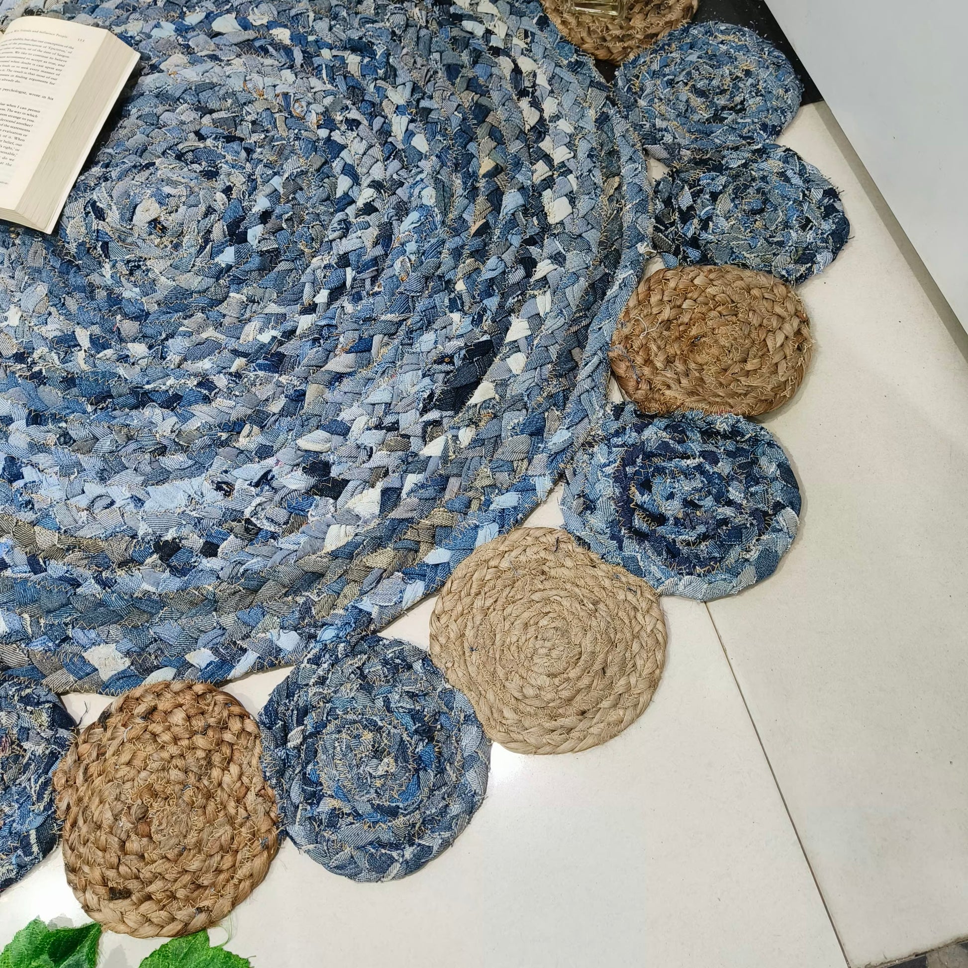 Handmade Braided Jute & Denim Rug in Circular Round with Small Circle Pattern - 3.5x3.5 Feet (105x105 cm)