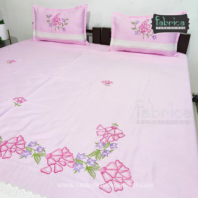 Decor Designer Embroidered Lacework Kingsize Bedsheet