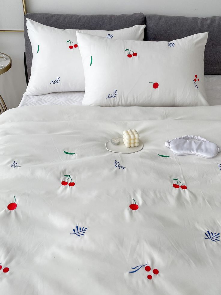 Floral Bloom Embroidered King Size Pure Cotton Bedsheet Set