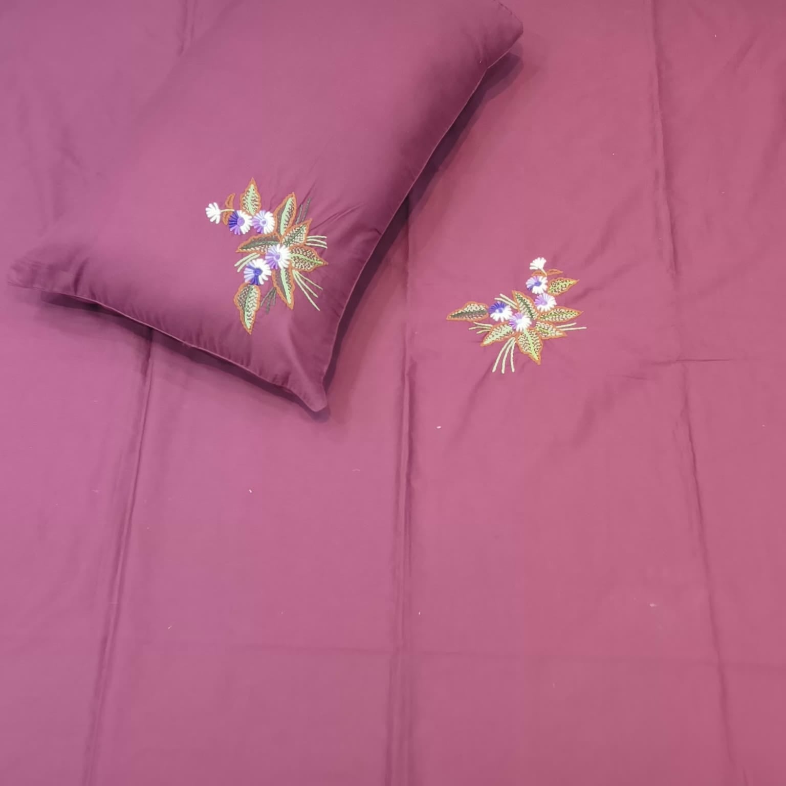 Artistic Thread Work Pure Cotton King Size Embroidered Bedsheet