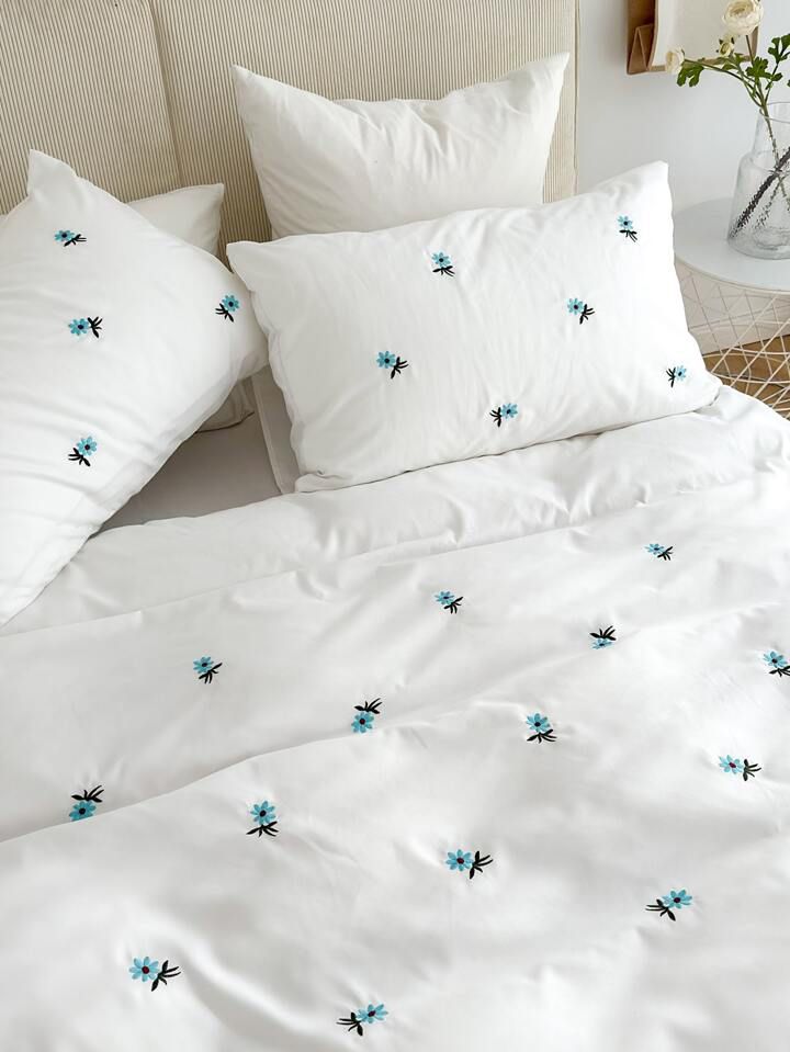 Floral Bloom Embroidered King Size Pure Cotton Bedsheet Set