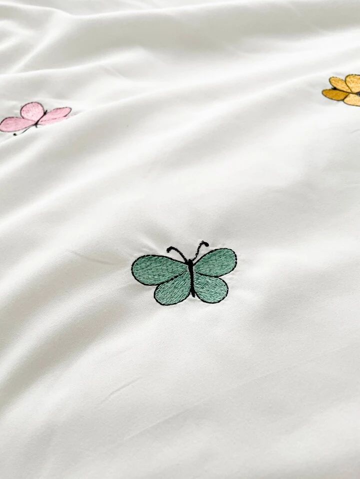 Floral Bloom Embroidered King Size Pure Cotton Bedsheet Set