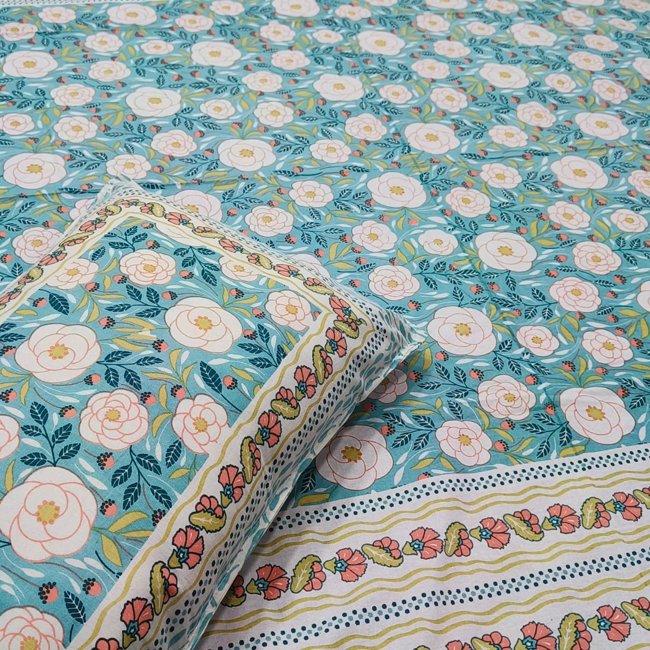 Gulbahar Single bed Pure Cotton Bedsheet with 2 pillow Covers