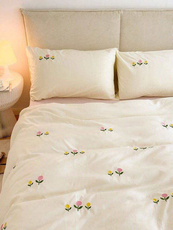 Floral Bloom Pure Cotton King-Size Floral Embroidered Bedsheet Set