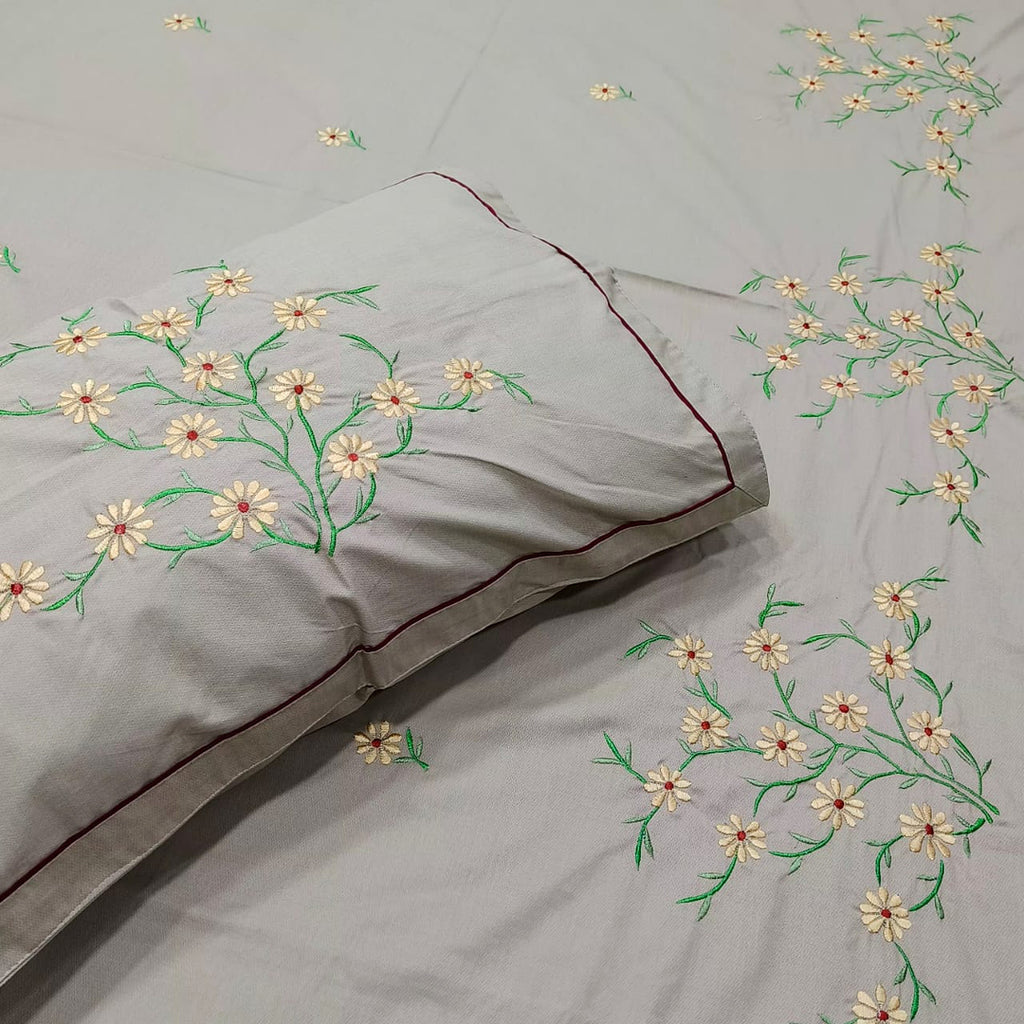 Shahi Karigari Pure Cotton Designer King-Size Beige Floral Embroidered Bedsheet
