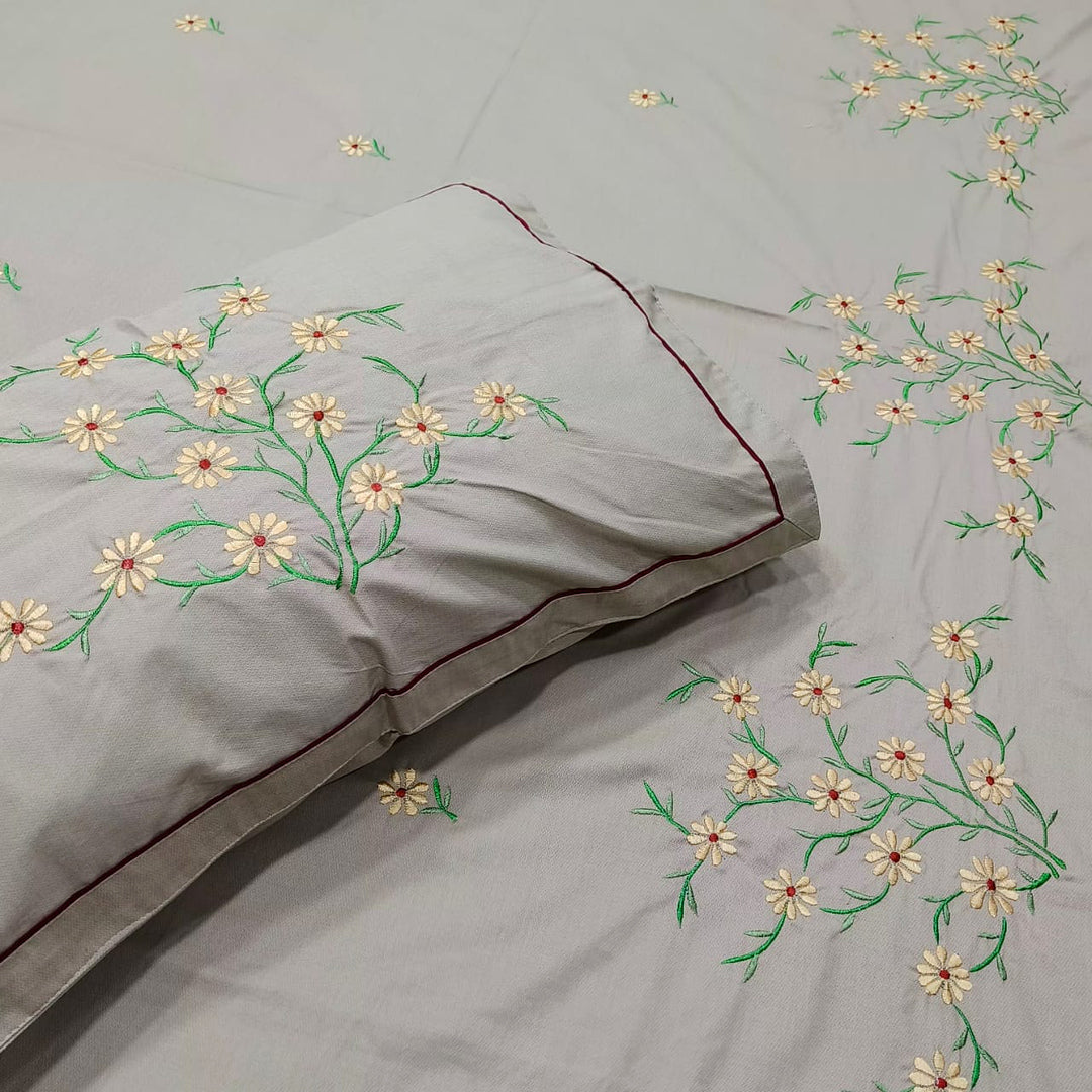 Shahi Karigari Pure Cotton Designer King-Size Beige Floral Embroidered Bedsheet