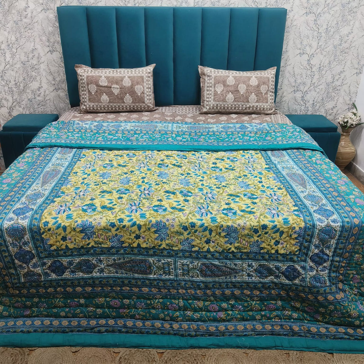 Pink Mahal Royal Floral Printed Pure Mul Mul Cotton Double Bed Quilt