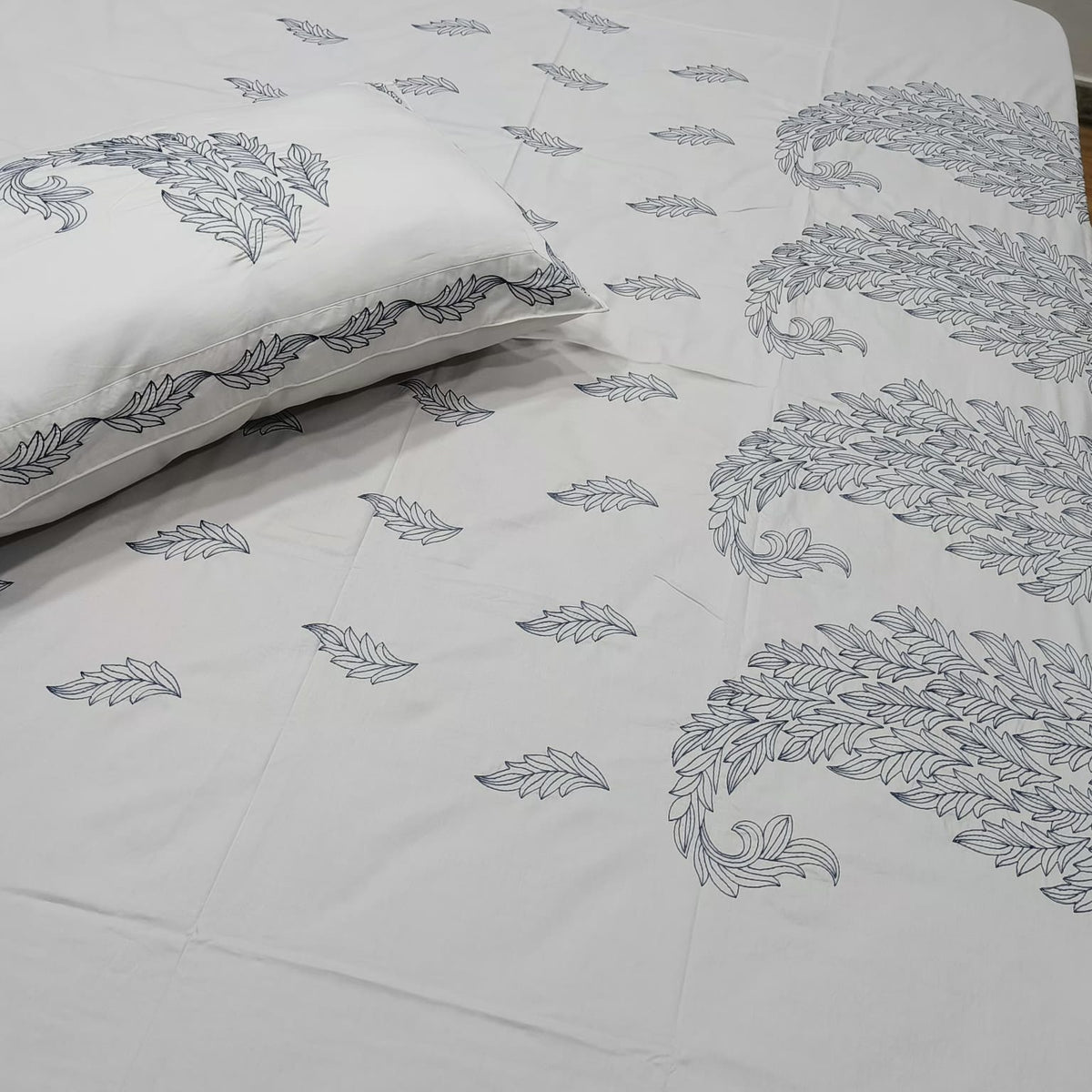 Roselyn White Floral Embroidered Pure Cotton King-Size Bedsheet