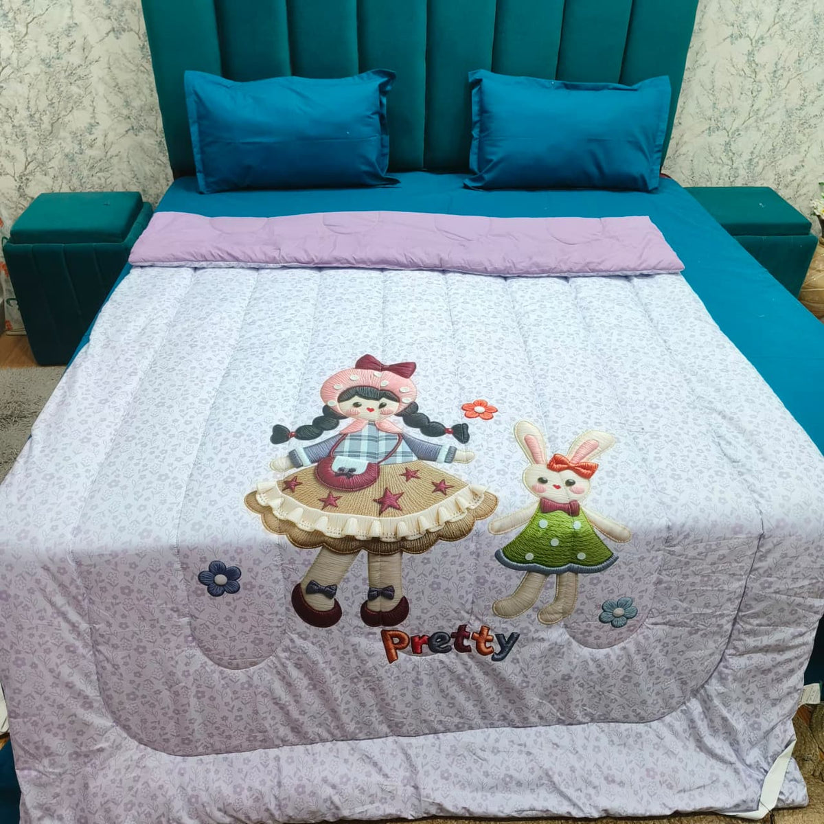 Giigle Kids Pretty Doll & Bunny Printed Imported Cotton Comforter